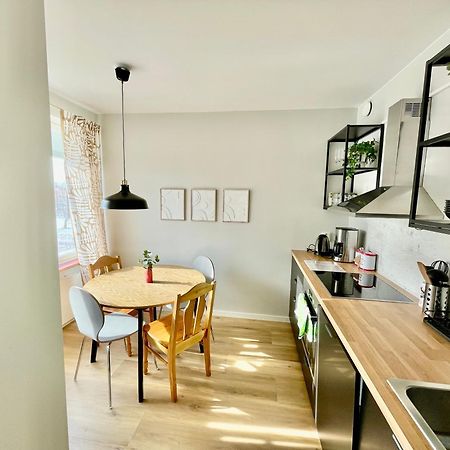 Appartement Kiva Majoitus 1-4Hloe, 500M Keskustaan, Parkkipaikka à Oulu Extérieur photo