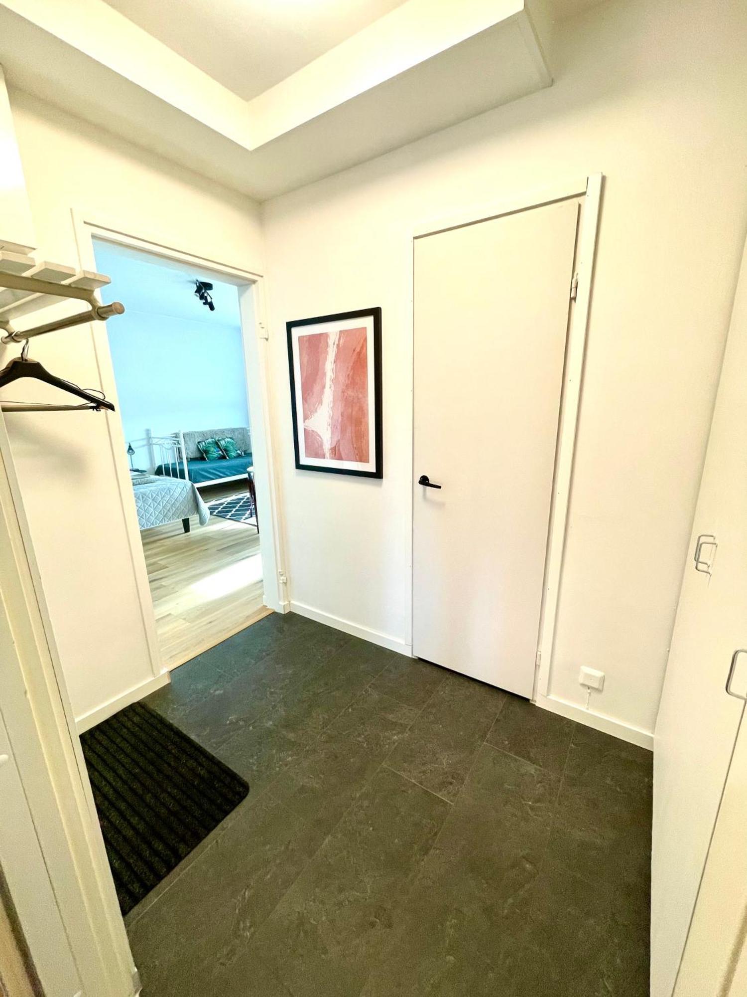 Appartement Kiva Majoitus 1-4Hloe, 500M Keskustaan, Parkkipaikka à Oulu Extérieur photo