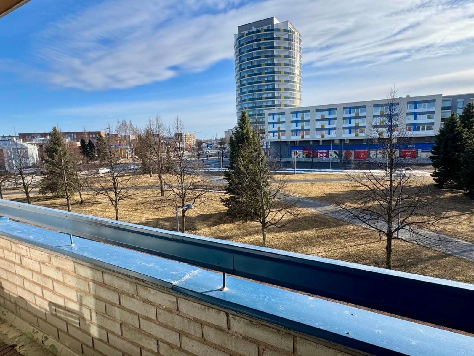 Appartement Kiva Majoitus 1-4Hloe, 500M Keskustaan, Parkkipaikka à Oulu Extérieur photo